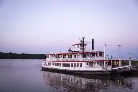 Bus Travel to Hannibal MO